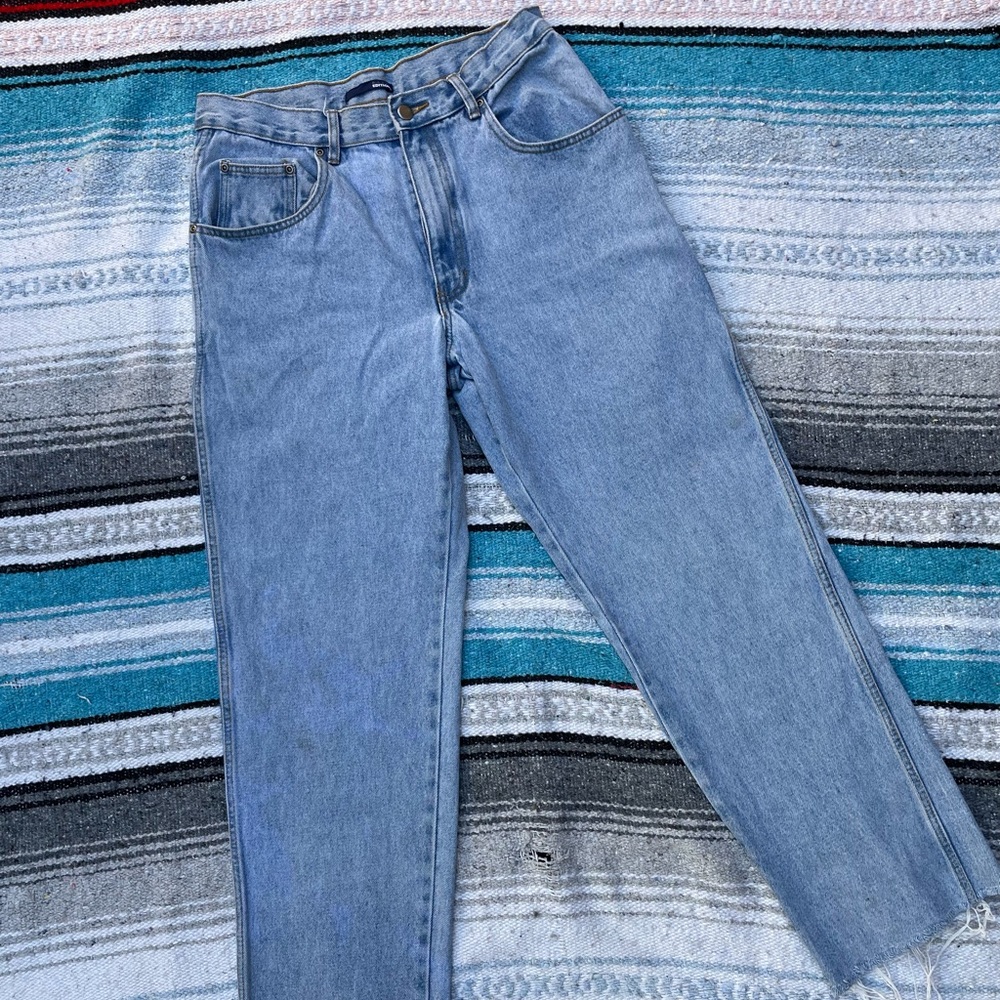 Basic Editions denim jeans, size 31, light blue vintage denim, cropped